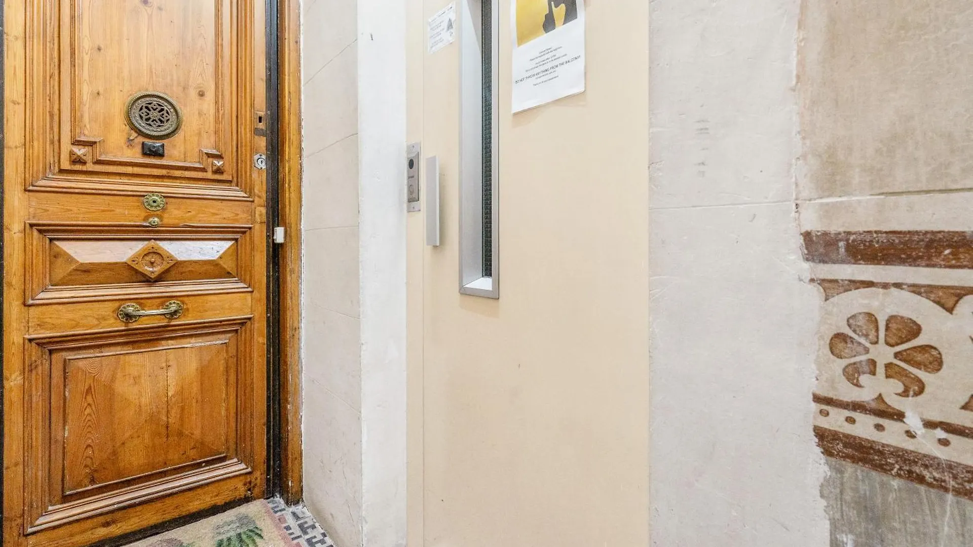 Spacious 5-Bedroom Apartment In Central Barcelona Spain