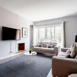 Apartamento Alcam Stadium Les Corts, Barcelona