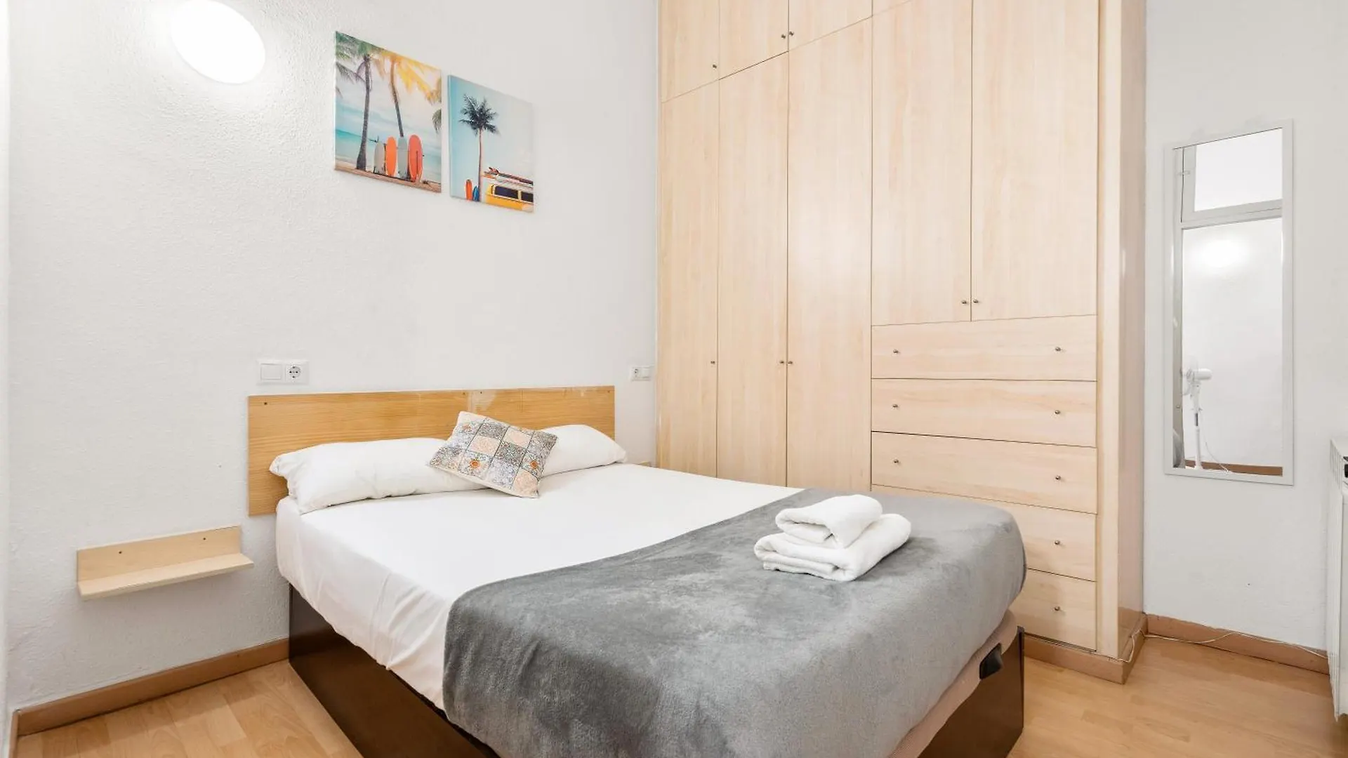 Spacious 5-Bedroom Apartment In Central Barcelona