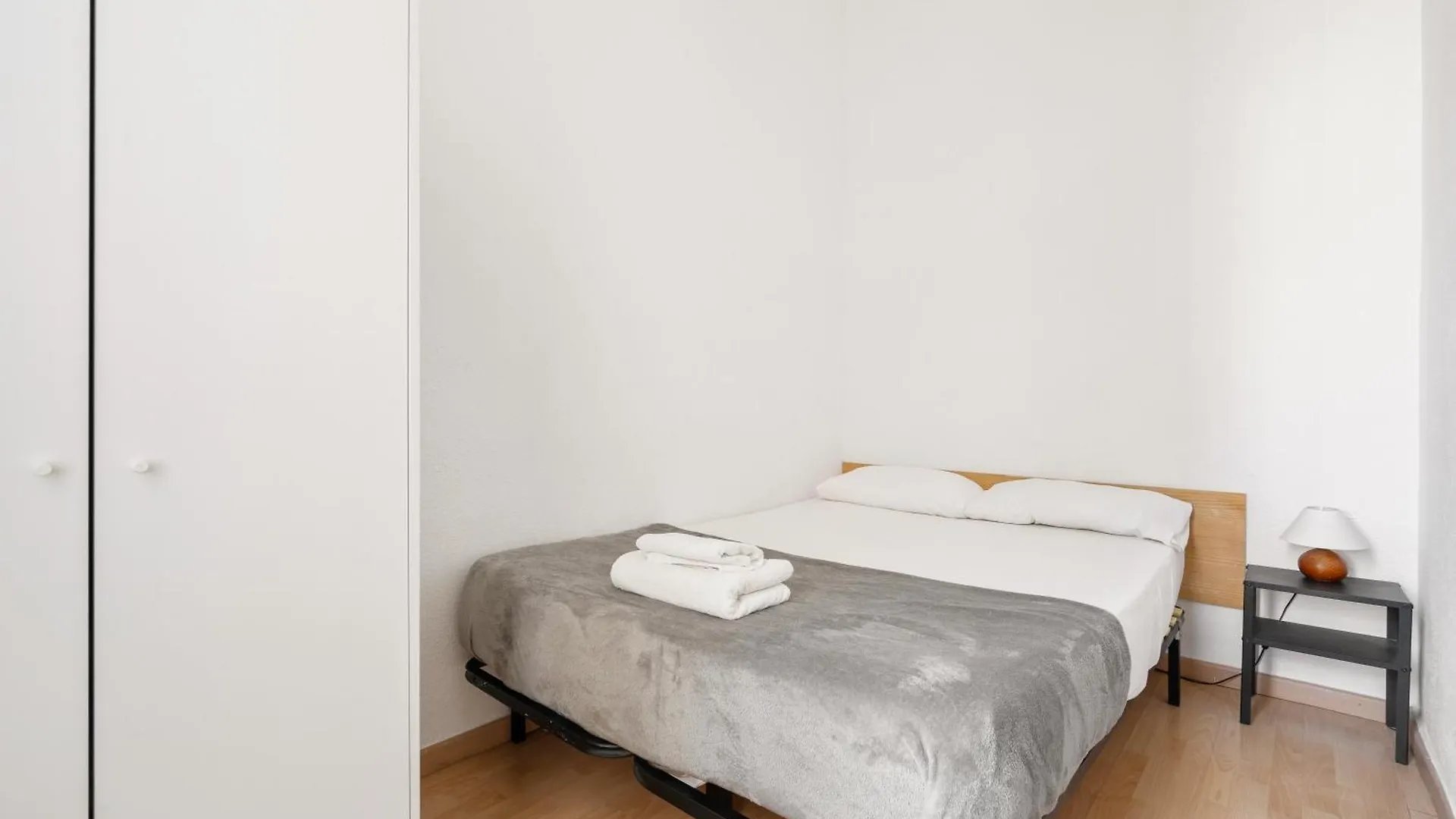 Spacious 5-Bedroom Apartment In Central Barcelona